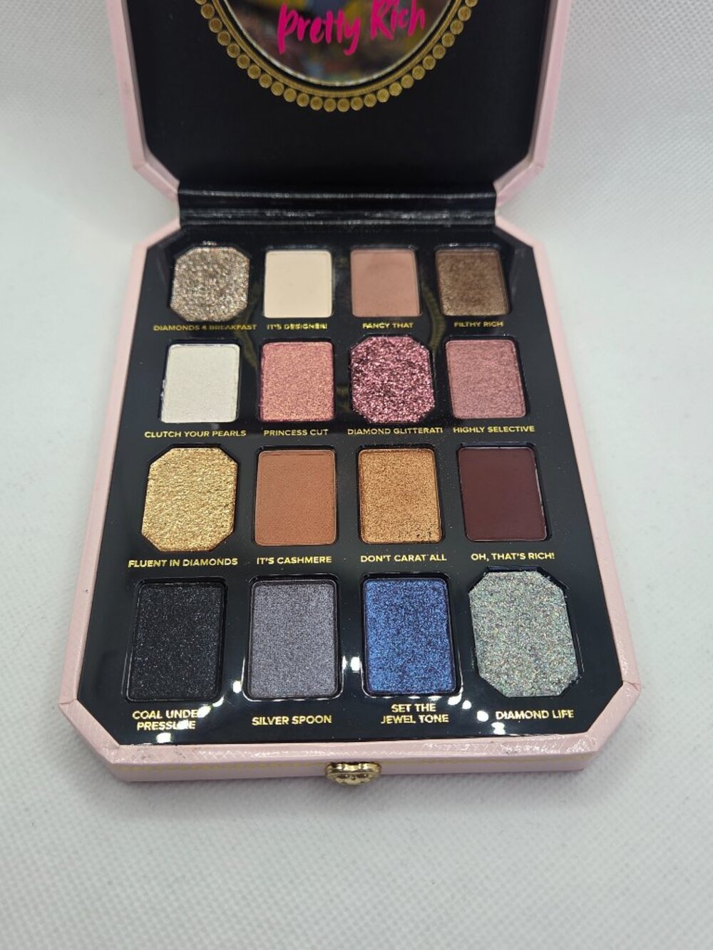 Too Faced Pretty Rich Diamond Light Eyeshadow Palette – NEW - Picture 2 of 4